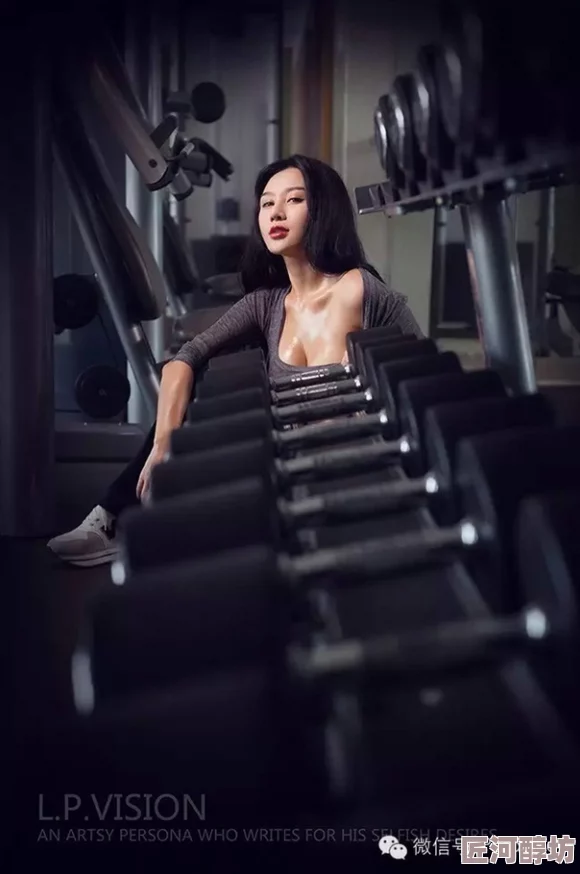 探索曰本美女的打屁股免费视频