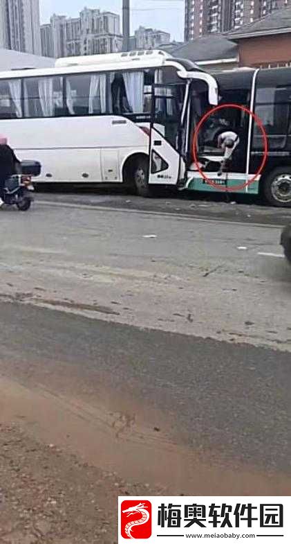 坐公交车竟耗时