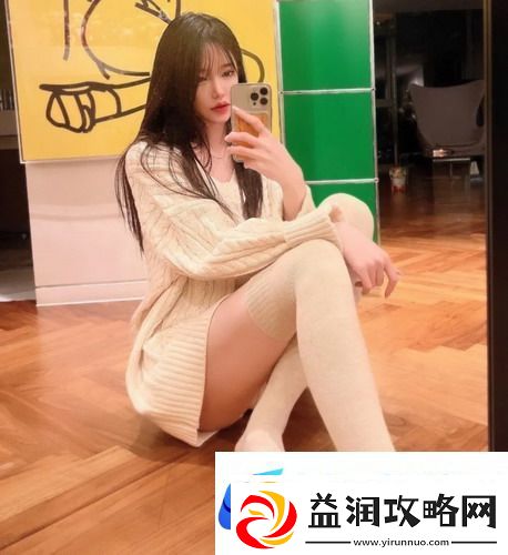 瞒着老公加班的HR