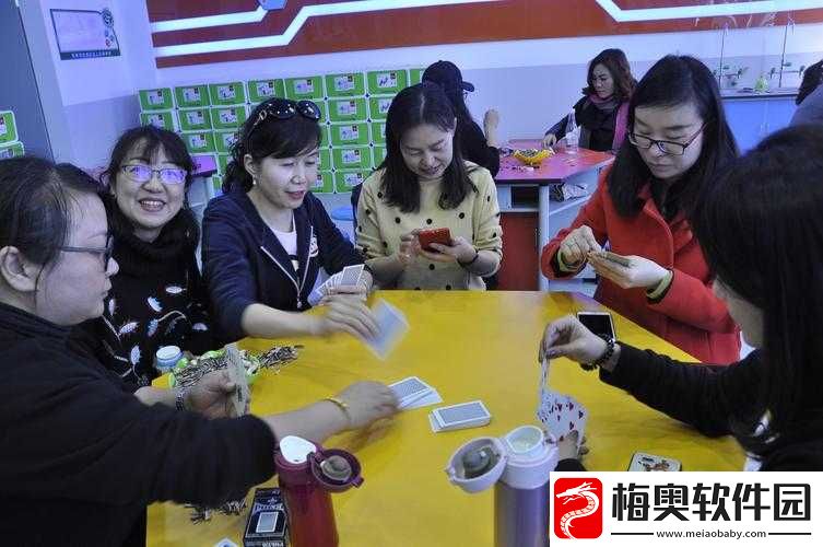 激烈运动中打扑克的别样趣味