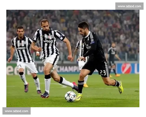 尤文对阵皇马经典对决录播回顾豪门巅峰之战再现欧陆足球历史名场面